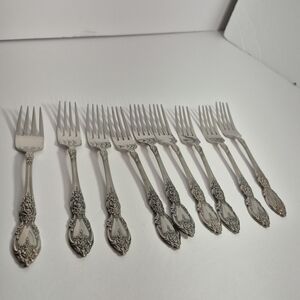 Oneida WORDSWORTH  Stainless Flatware Salad Fork Set of 10 Roses Flowers